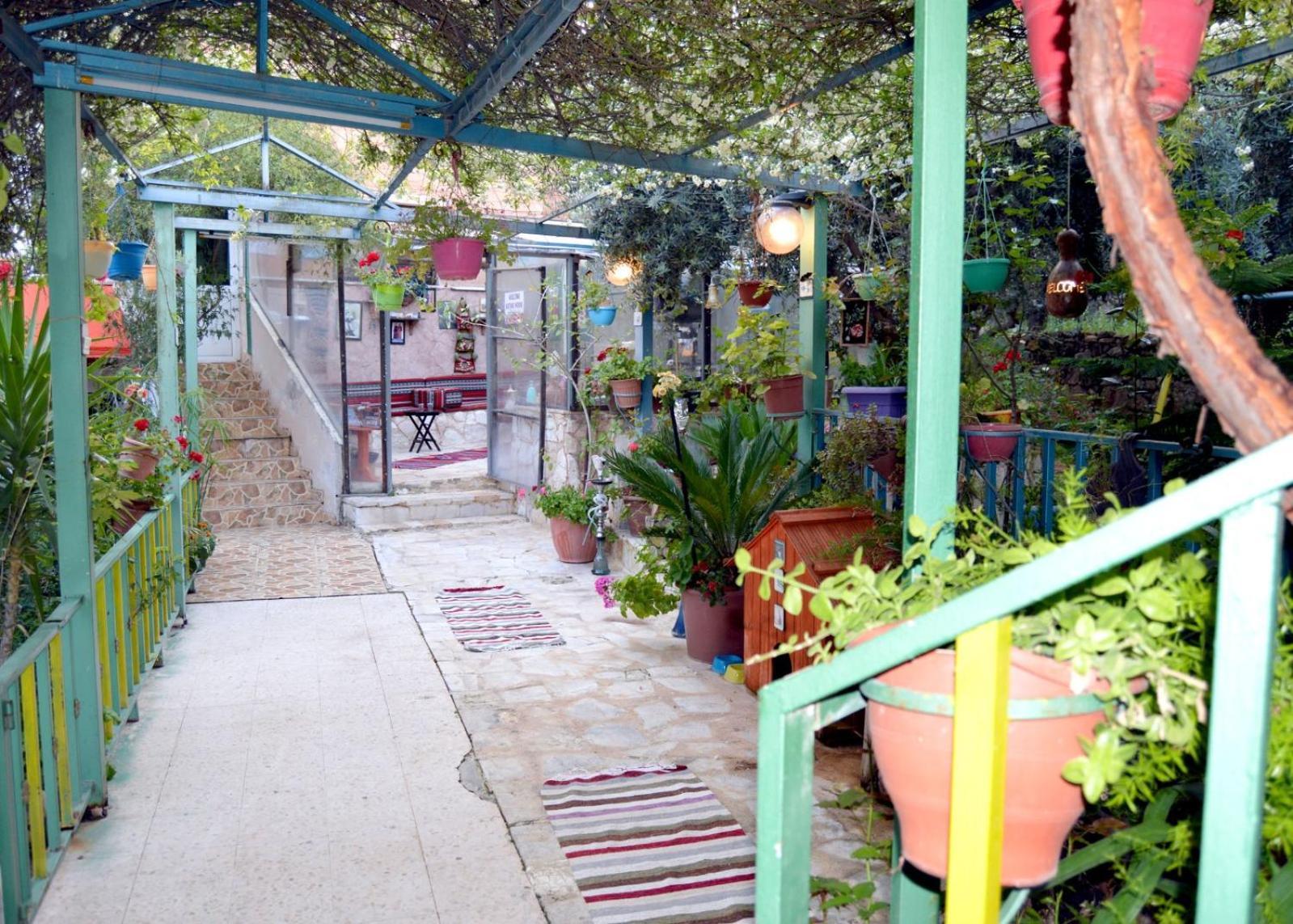 بيت الطبيعة Nature House Jarash Extérieur photo